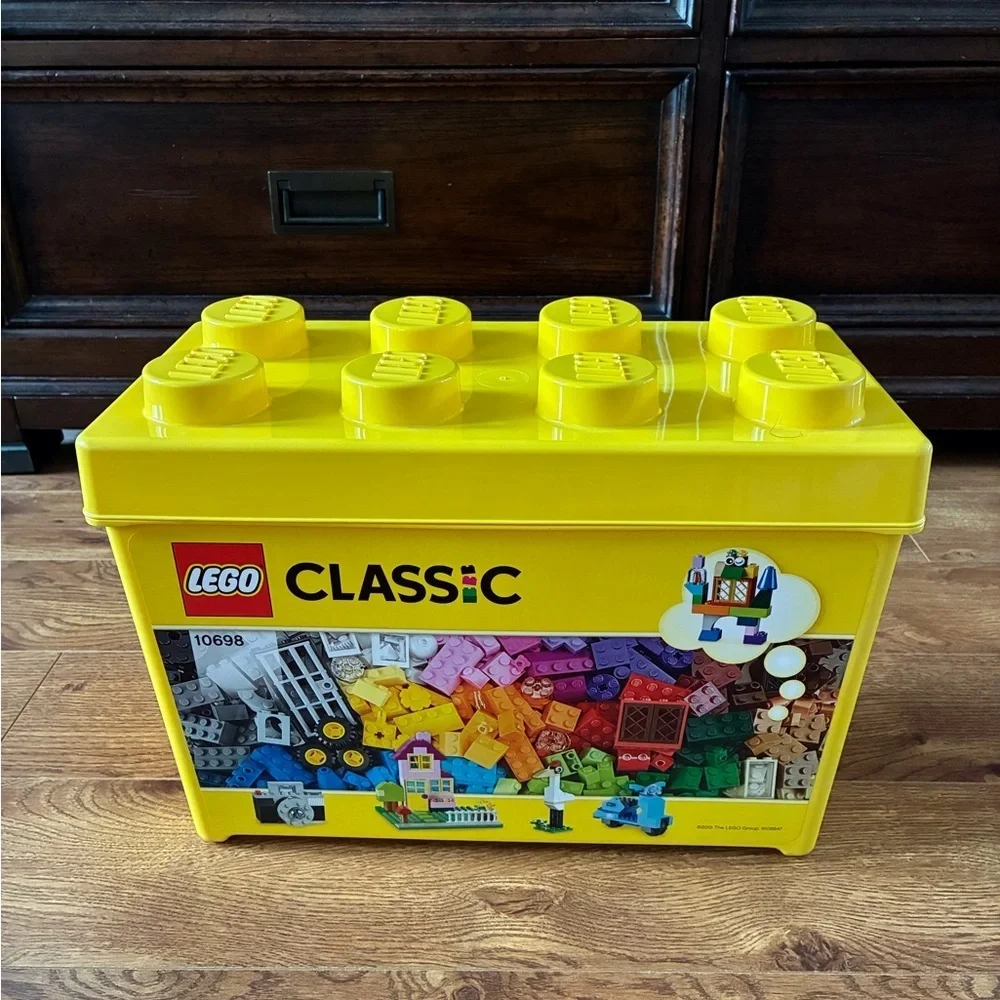 LEGO Classic Yellow Storage Box with building bricks